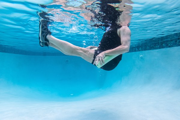 Abs Water Aerobics With Noodles Noodle Pool Exercises For Abs Abs