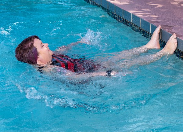 Pool Wall Cardio Core WorkoutImage